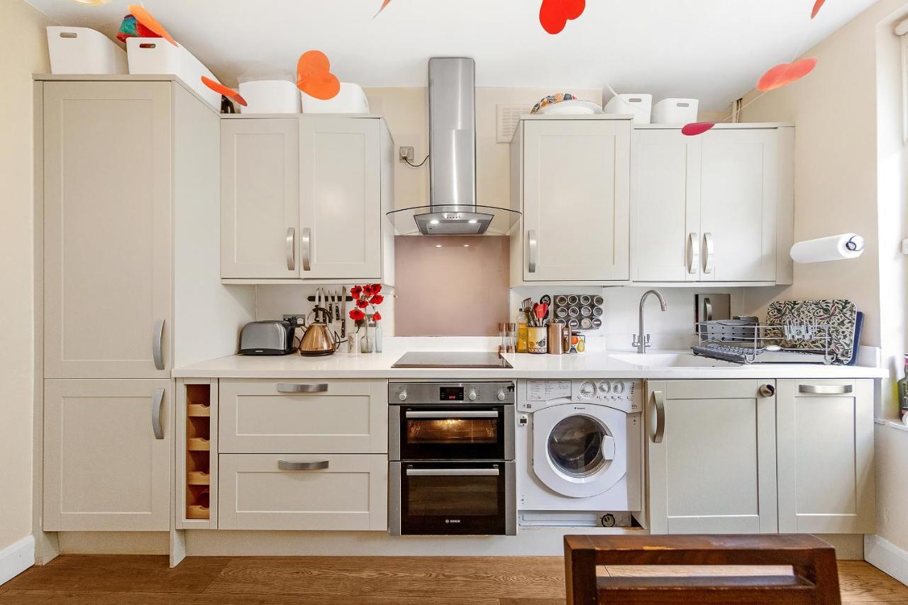 Veeve - Cosy In The Heart Of Angel Lejlighed London Eksteriør billede
