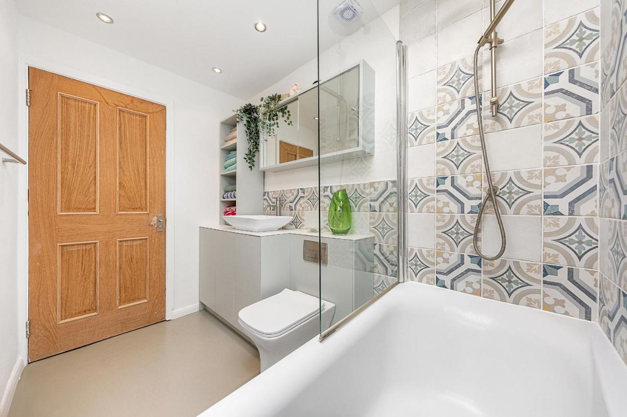 Veeve - Cosy In The Heart Of Angel Lejlighed London Eksteriør billede